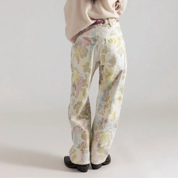 NWT We The Free People Moxie Printed Floral Flocked Barrel Jeans Size 27 w/ Belt - Picture 1 of 13